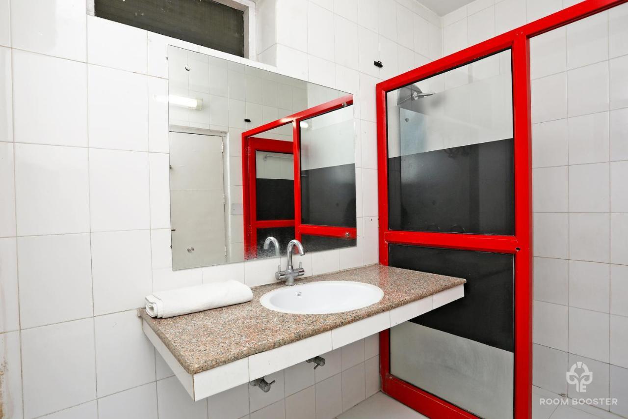 רישיקש Hotel Inderlok מראה חיצוני תמונה