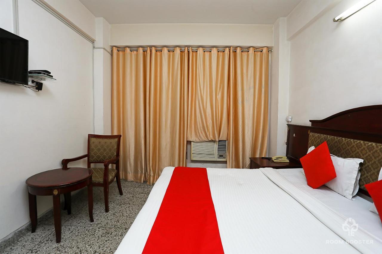 רישיקש Hotel Inderlok מראה חיצוני תמונה
